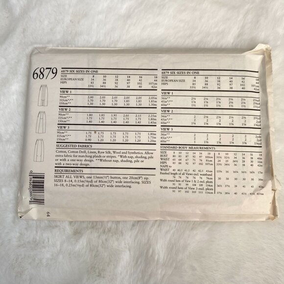 2 New Look Sewing Patterns - Picture 3 of 5